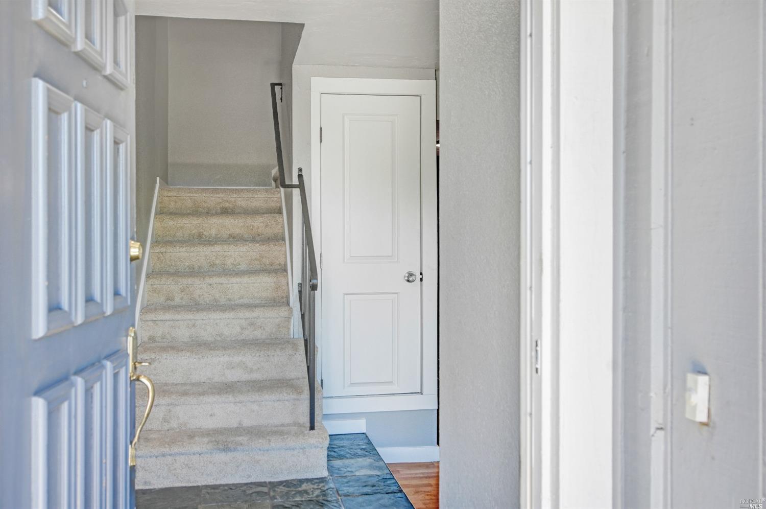 2016 Clearview Circle