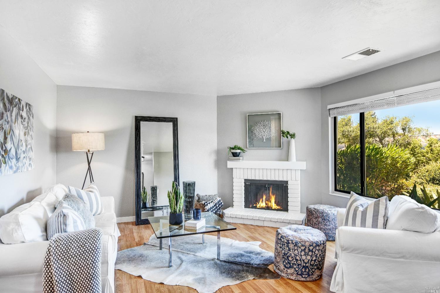 2016 Clearview Circle