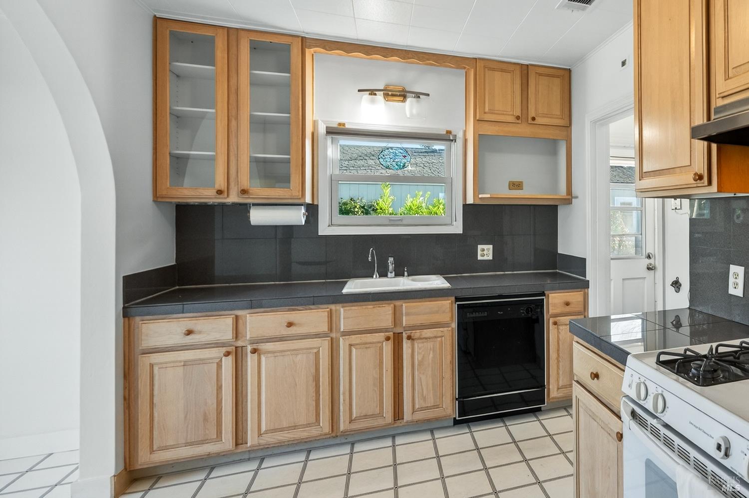 153 S Seymour Street