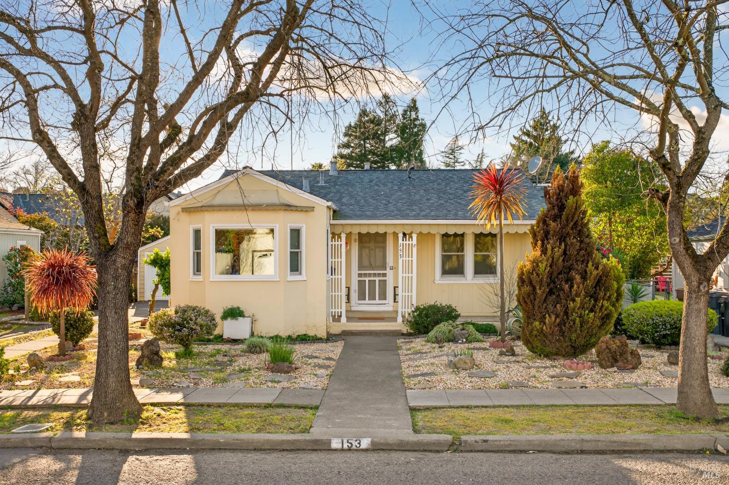 153 S Seymour Street