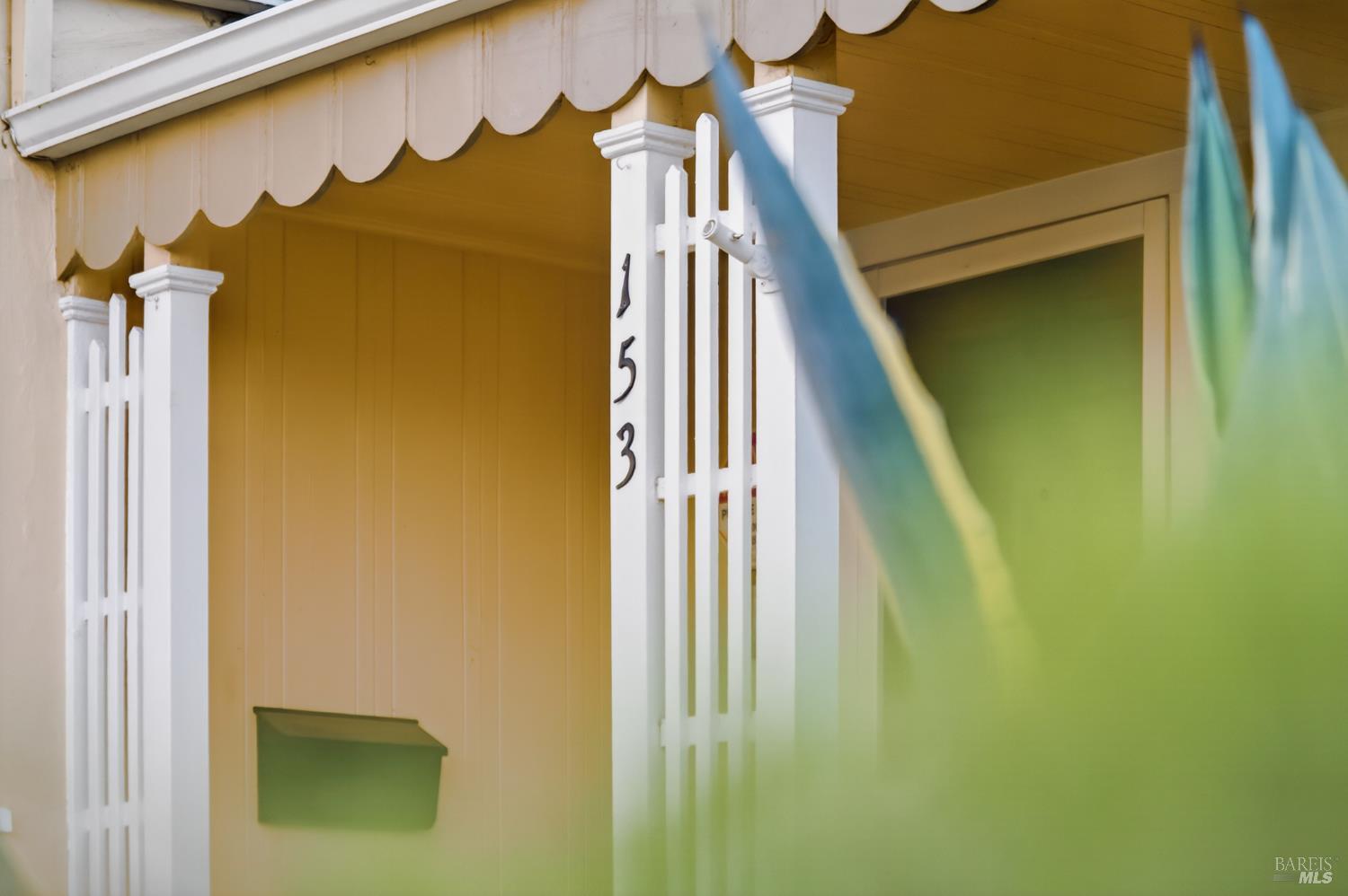 153 S Seymour Street