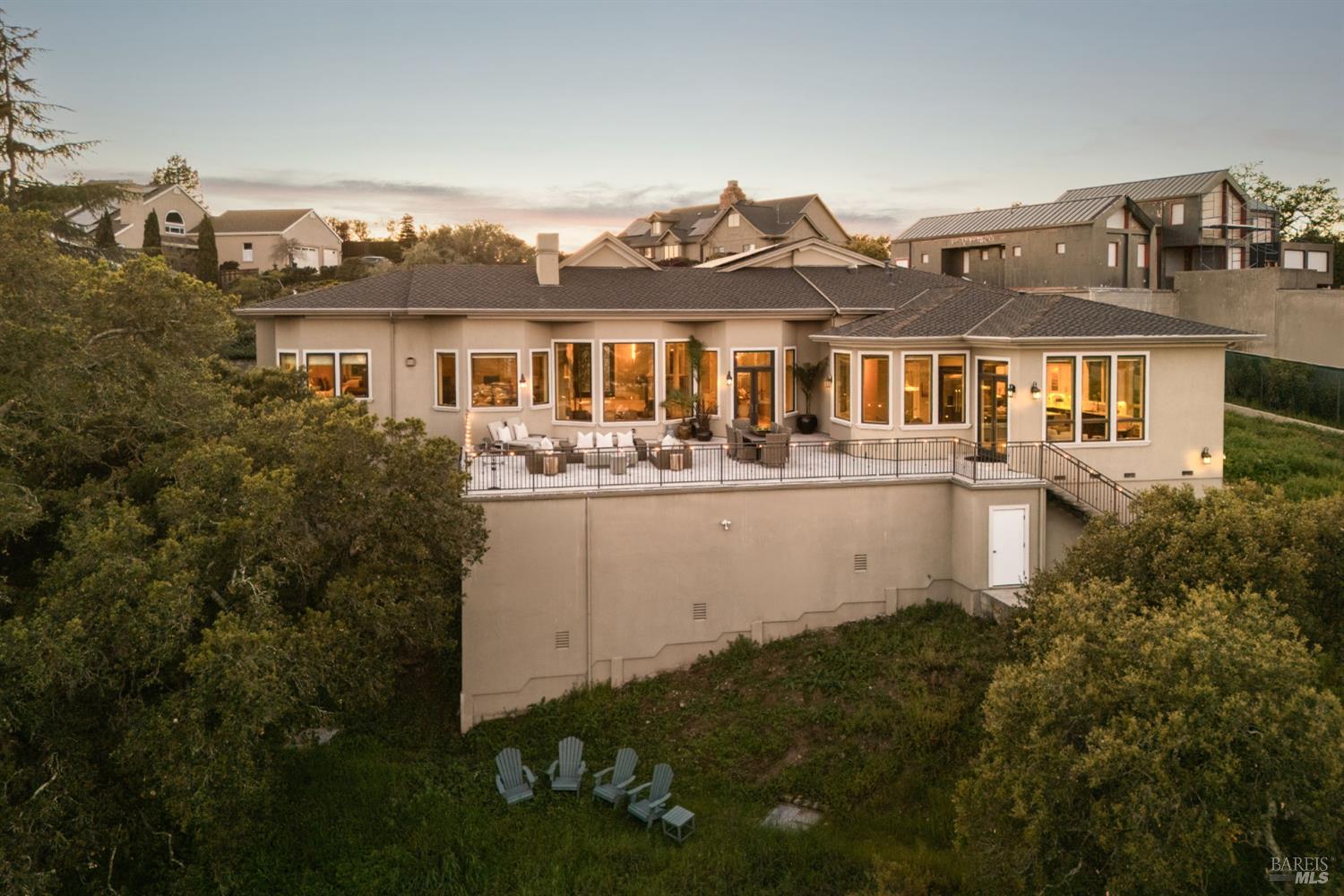 10 Canterbury Drive
