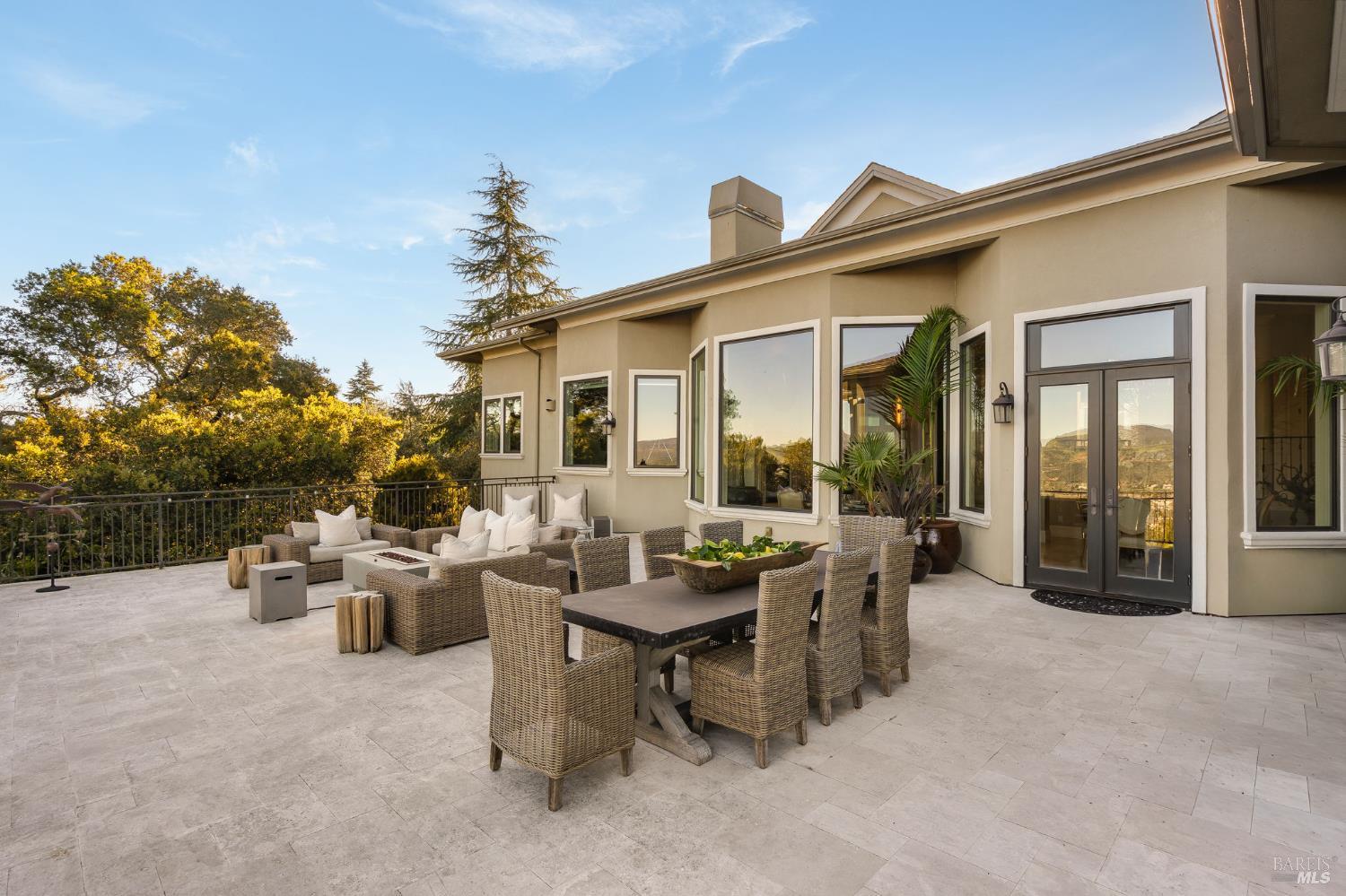 10 Canterbury Drive