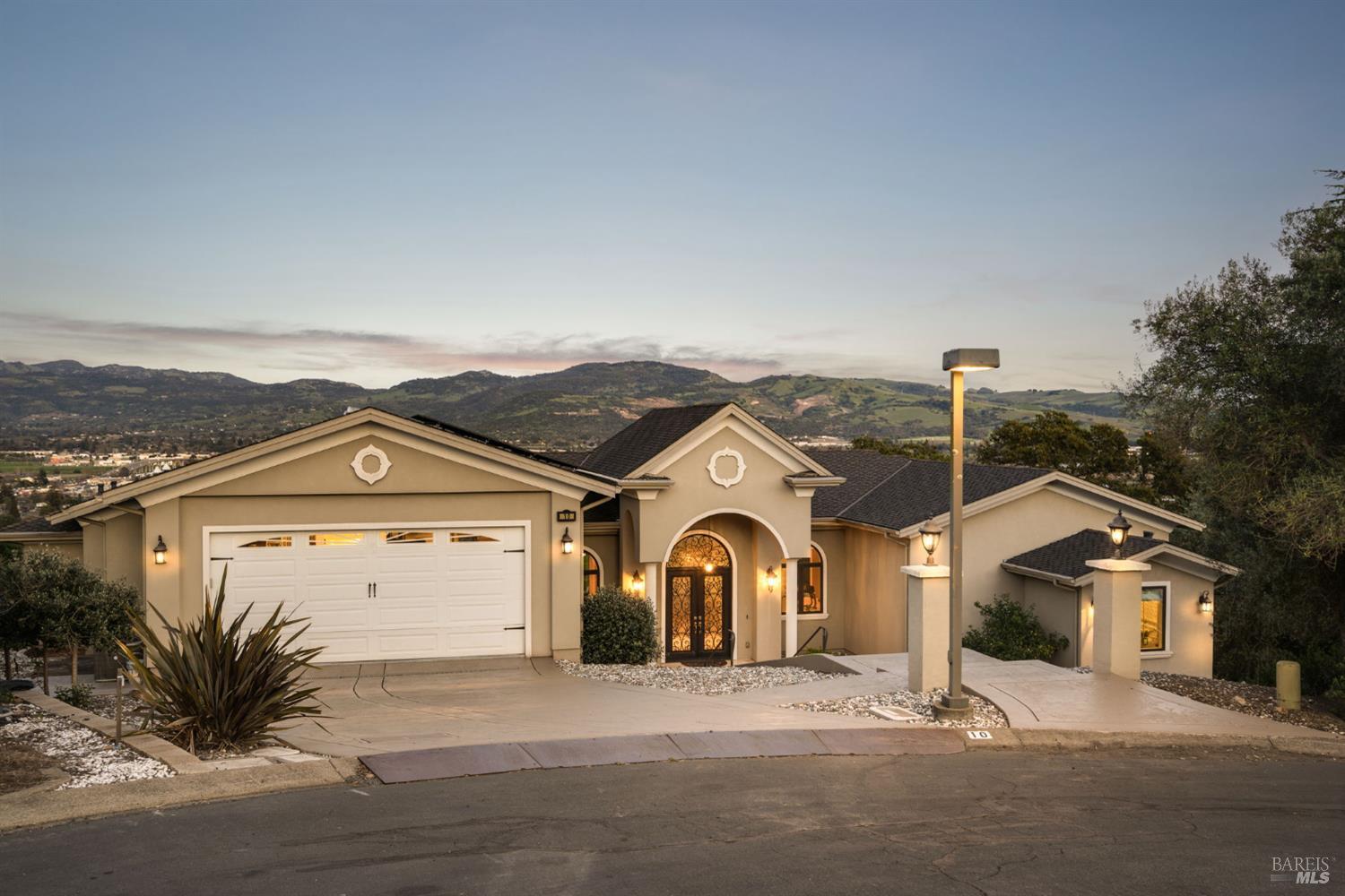 10 Canterbury Drive