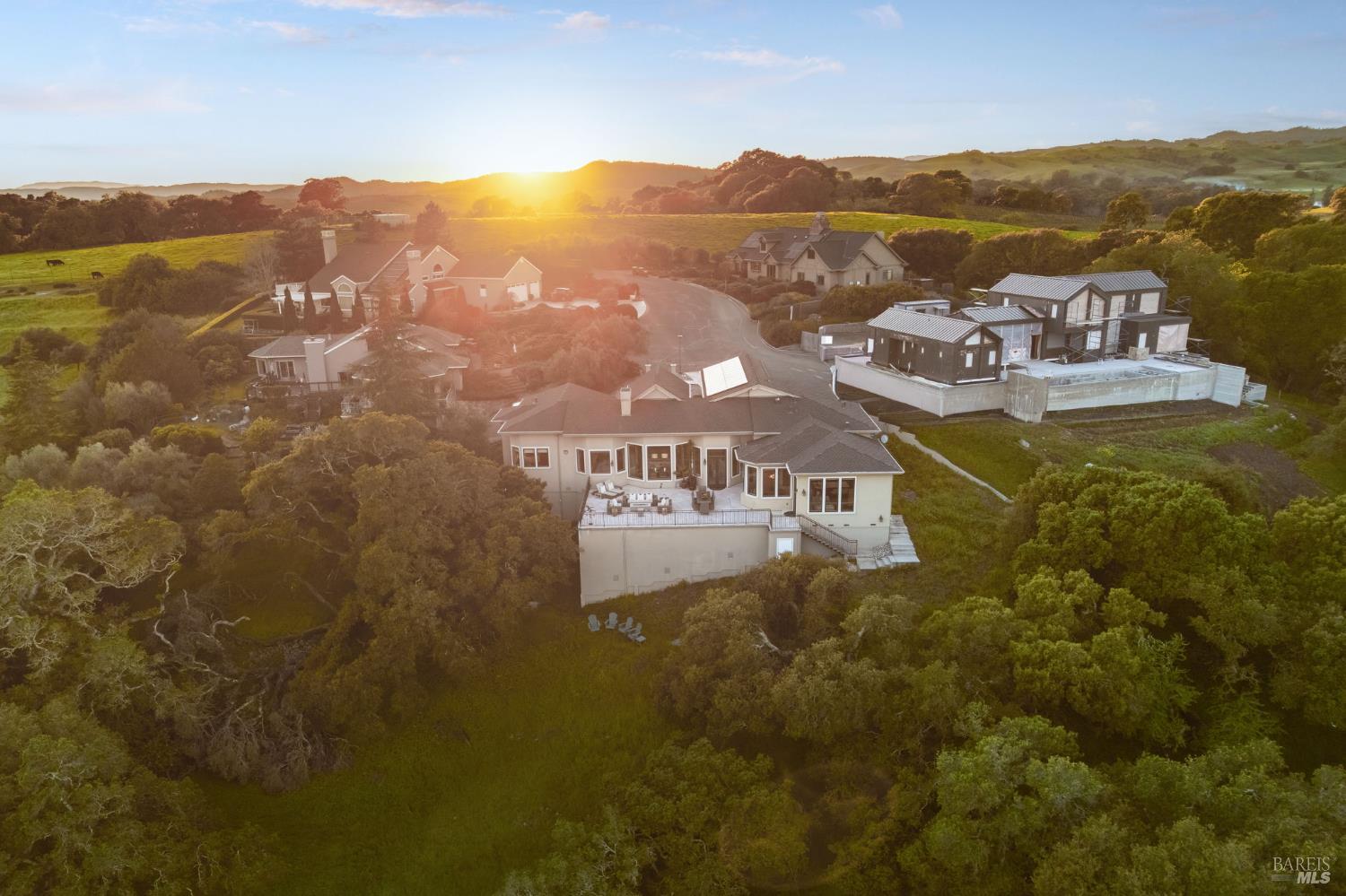 10 Canterbury Drive