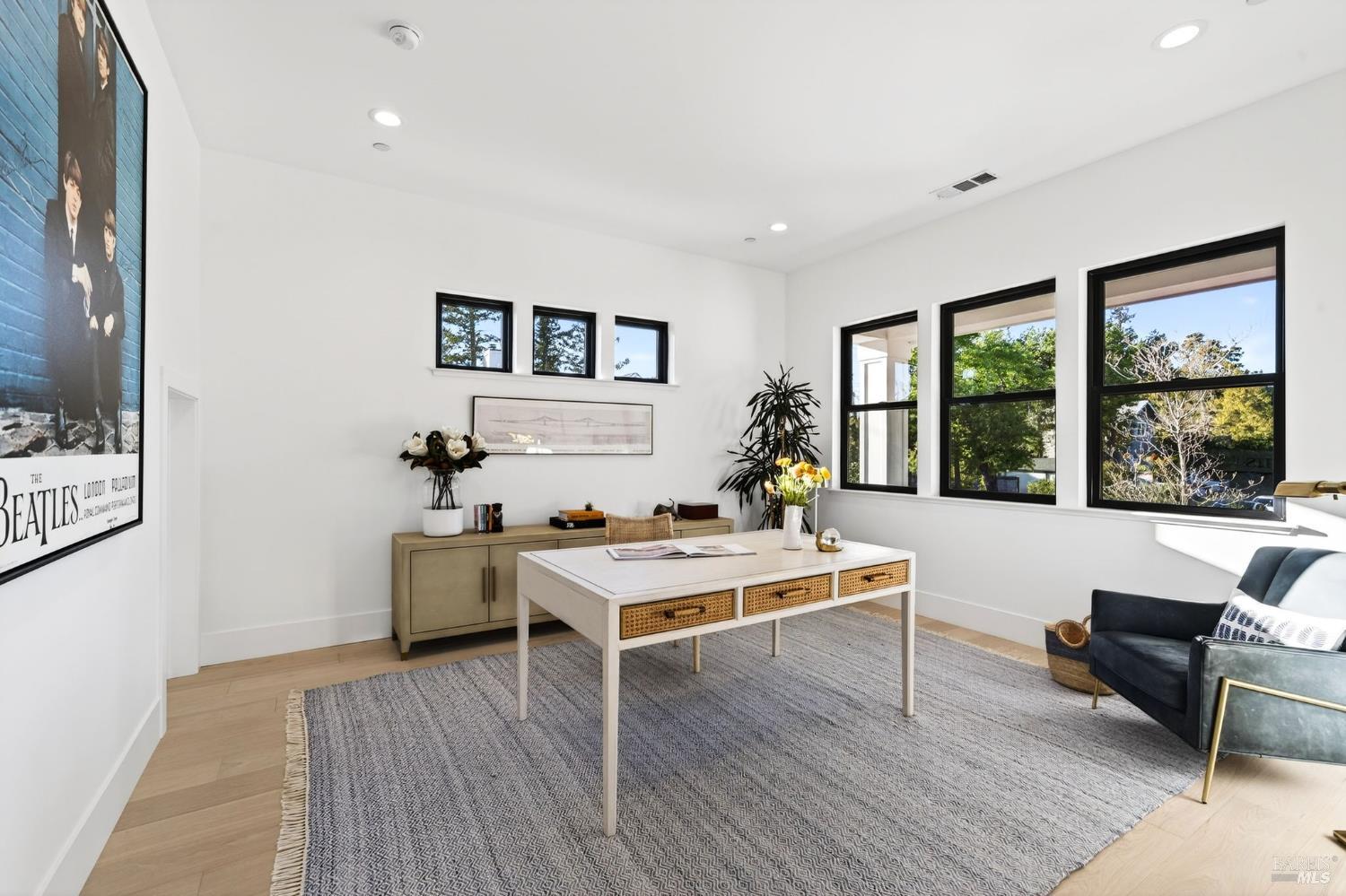 16 Upland Road