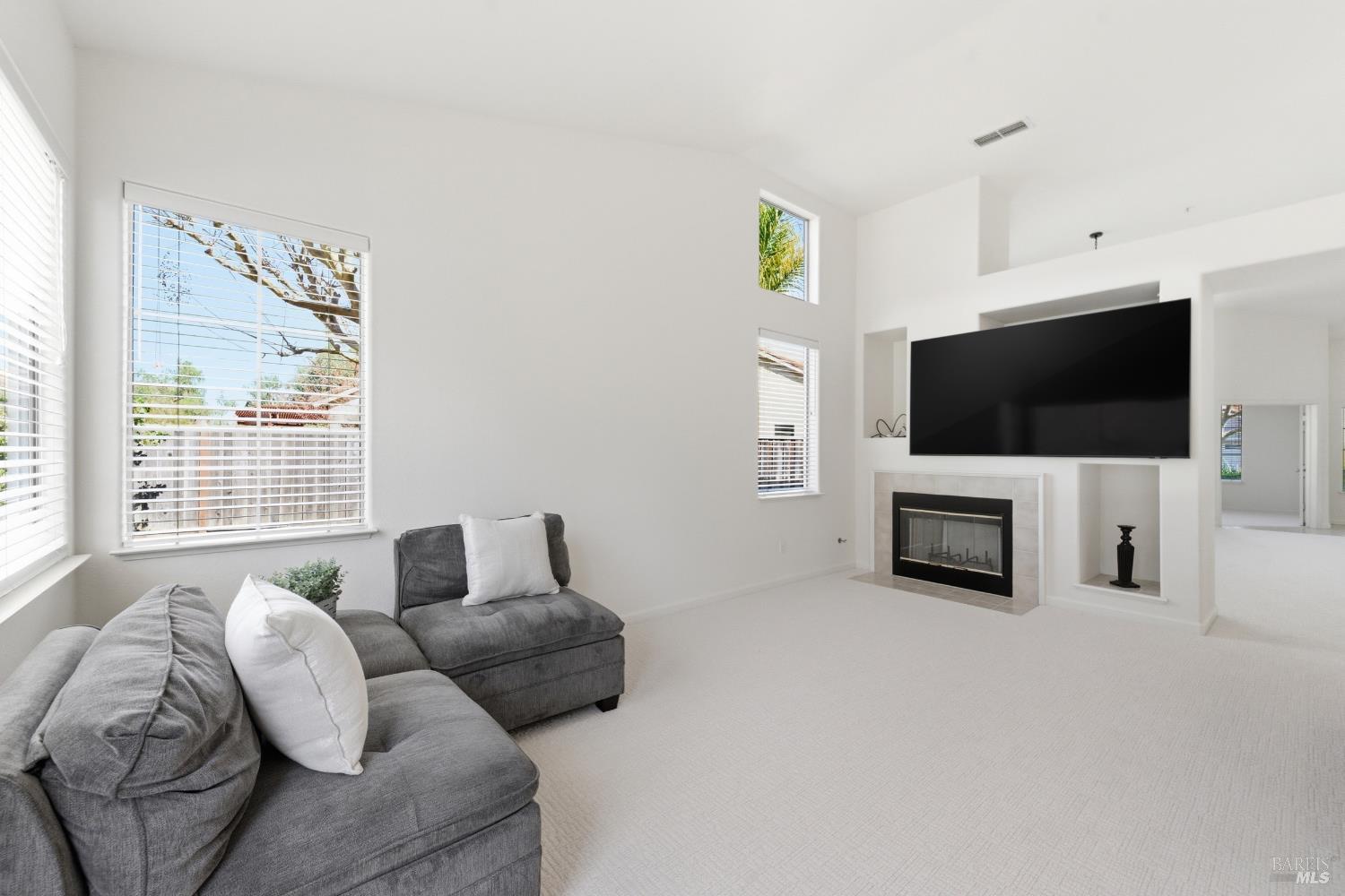 51 Regatta Way