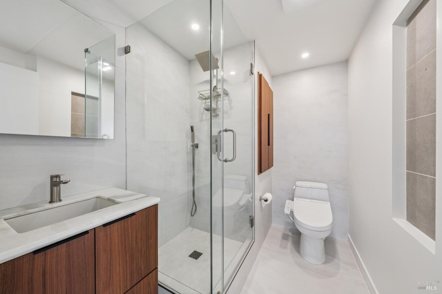 6363 Christie Avenue Unit: #2627