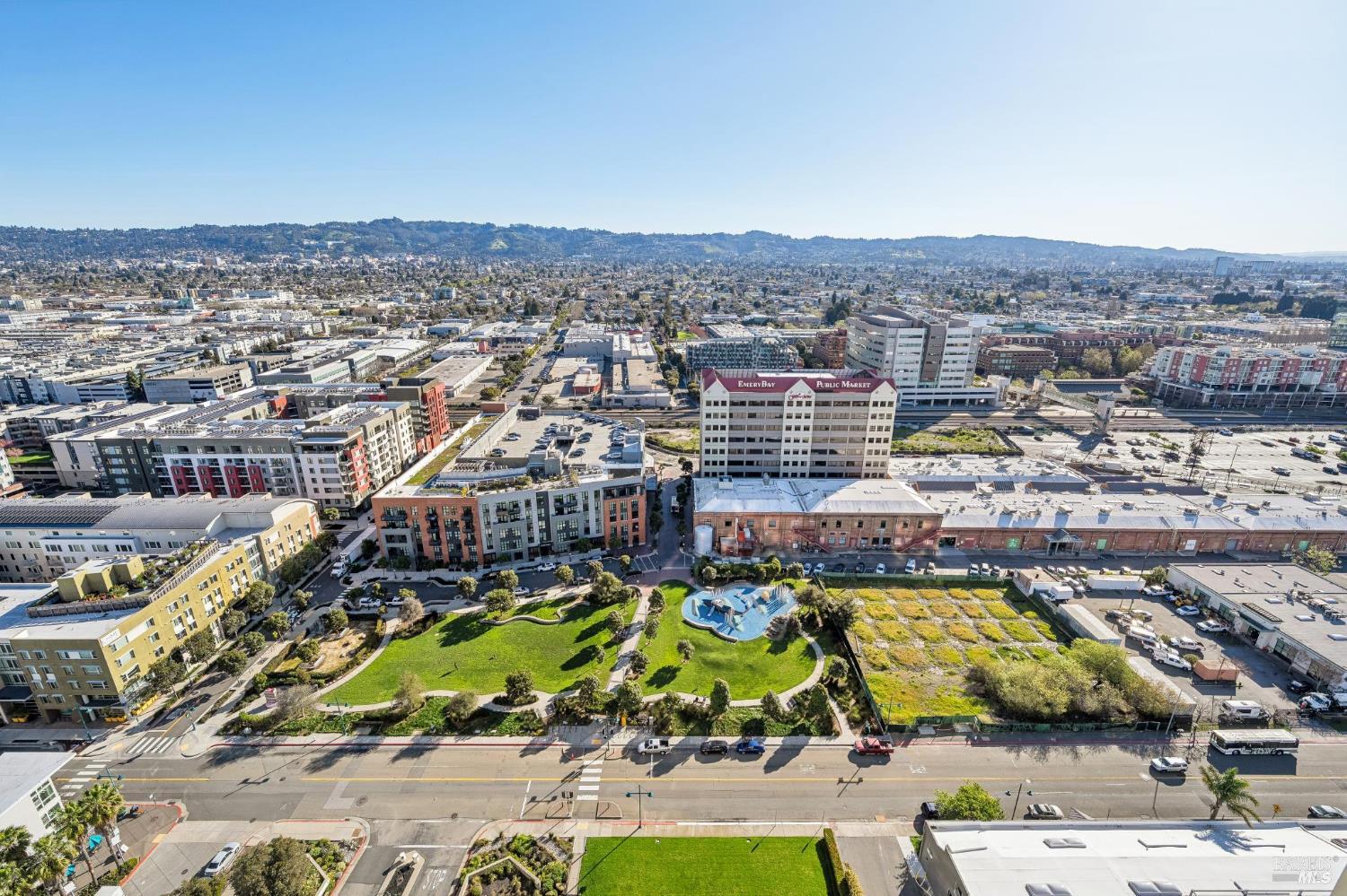 6363 Christie Avenue Unit: #2627