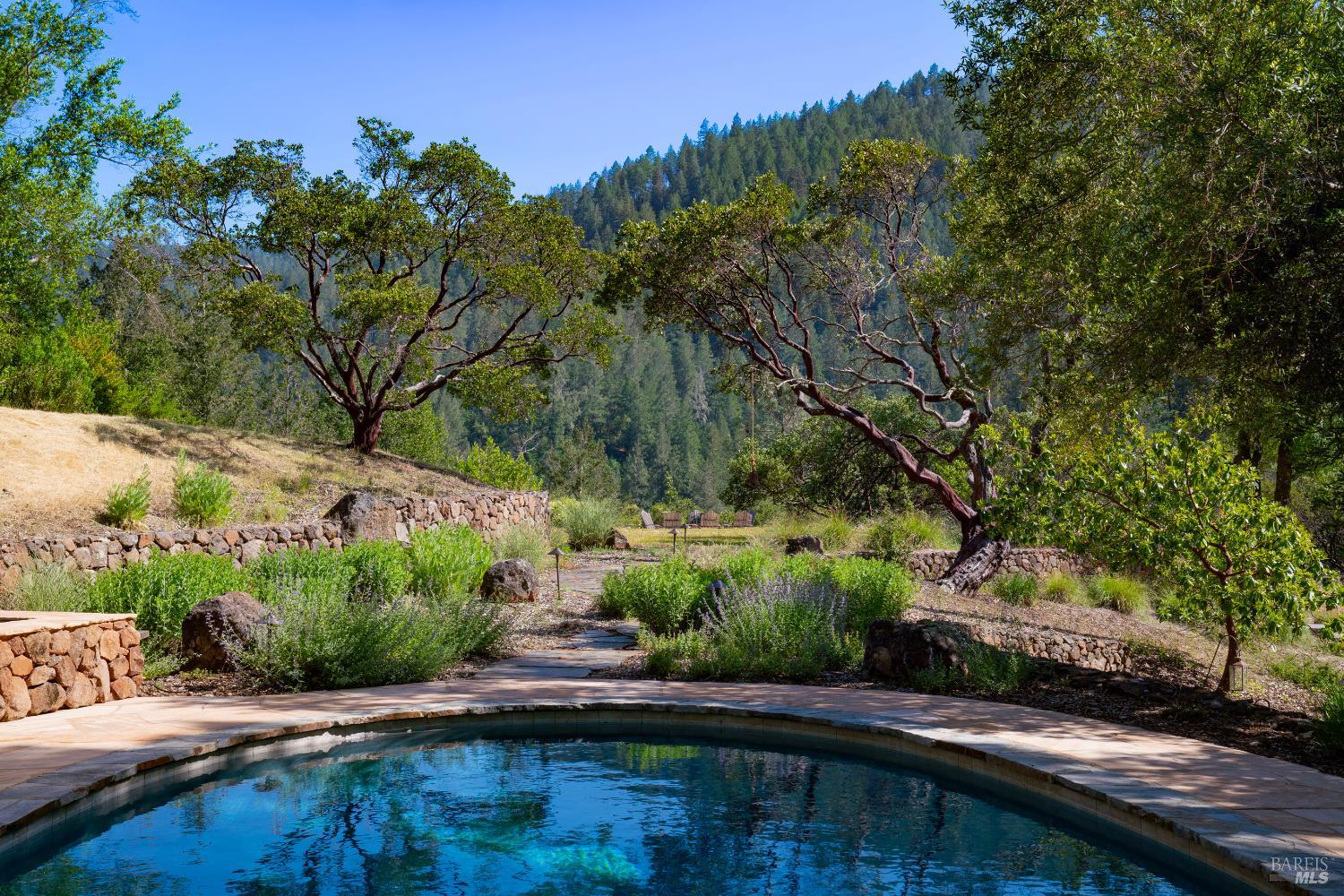 5270 Dry Creek Road