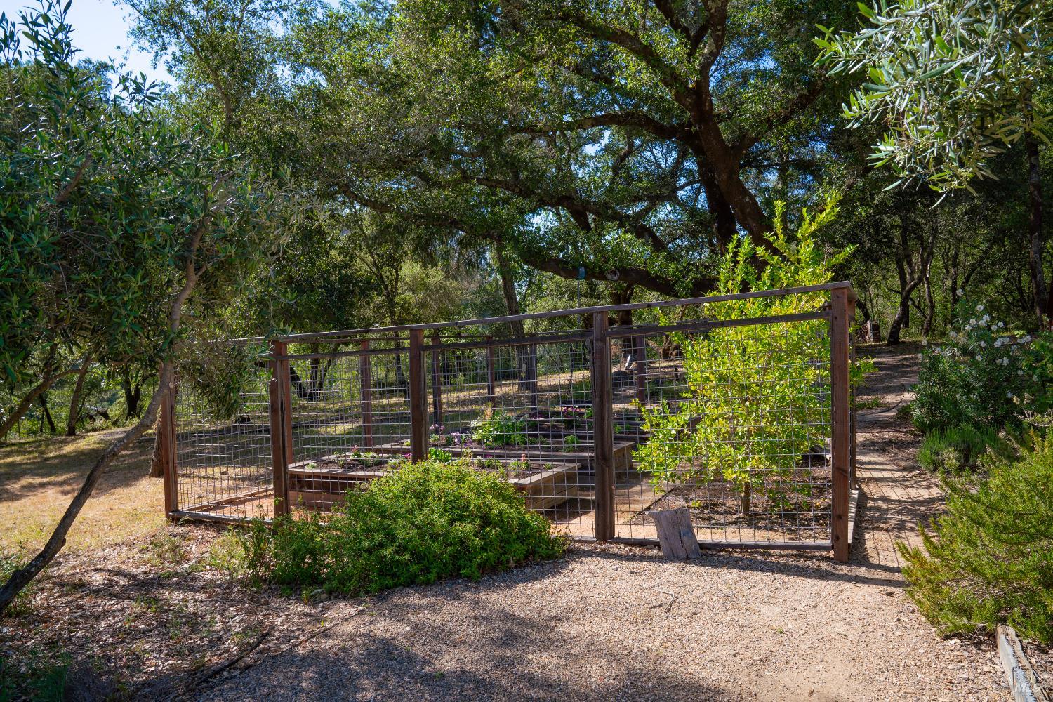 5270 Dry Creek Road