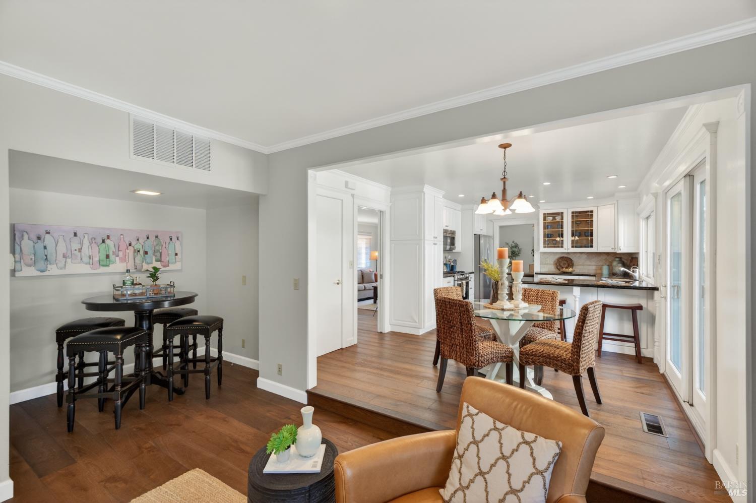 3932 Montrose Street