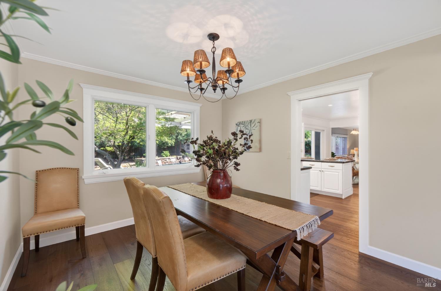 3932 Montrose Street