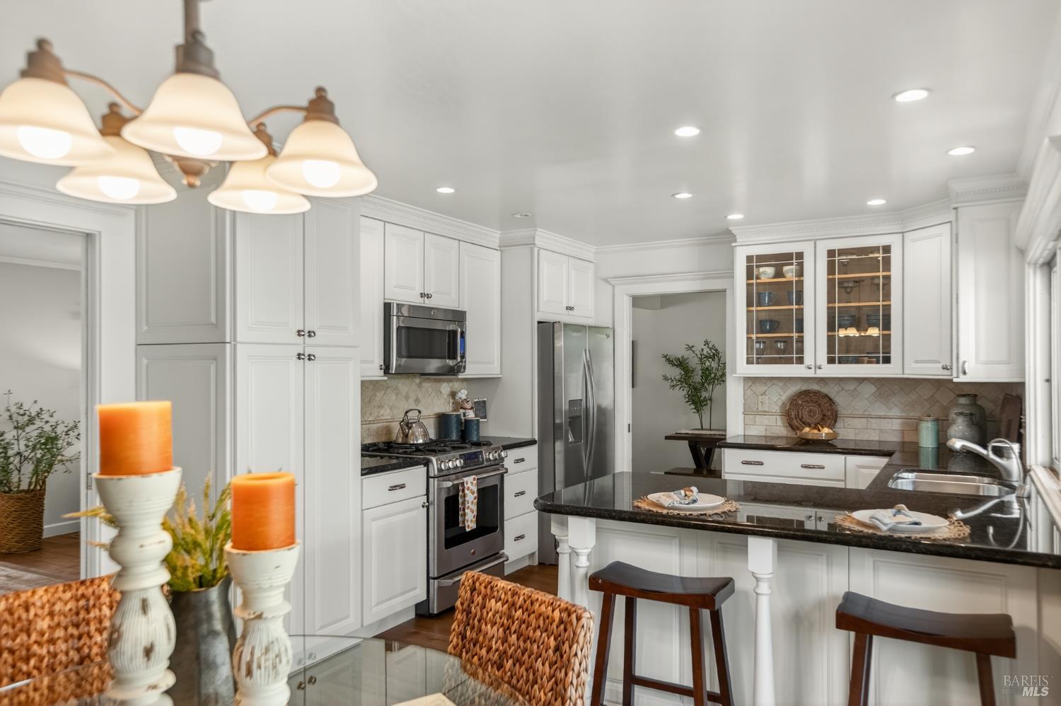 3932 Montrose Street