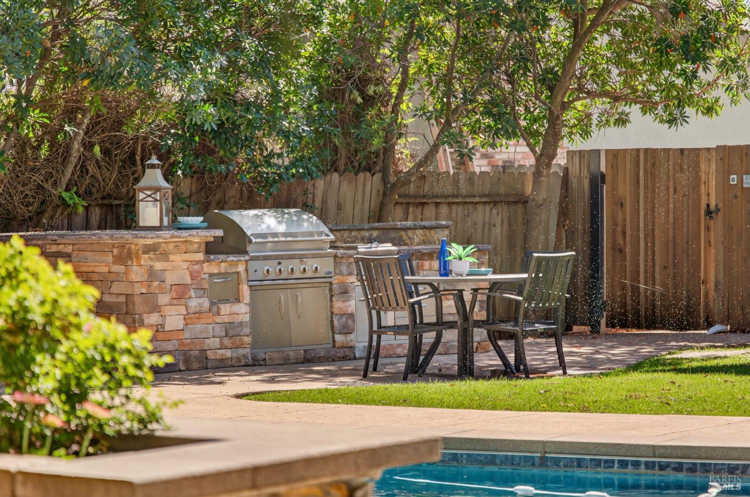 3932 Montrose Street