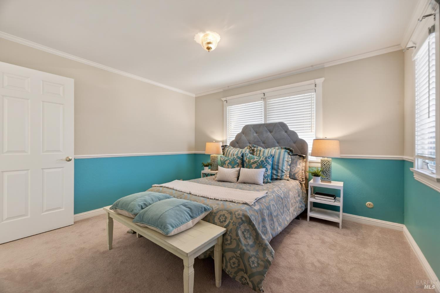 3932 Montrose Street