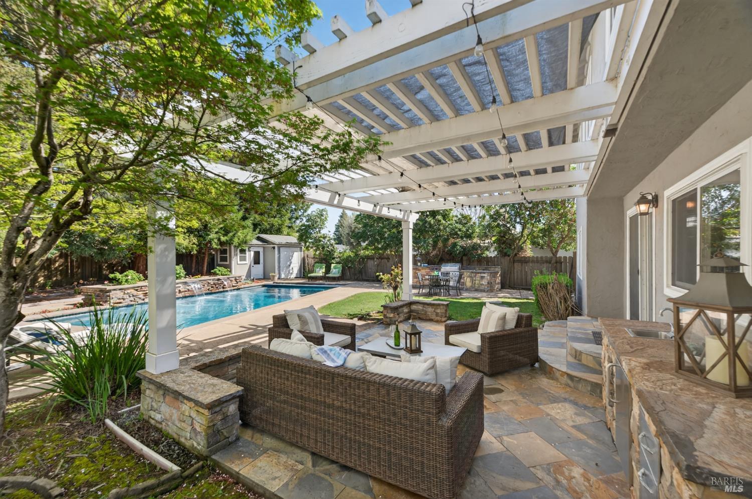 3932 Montrose Street