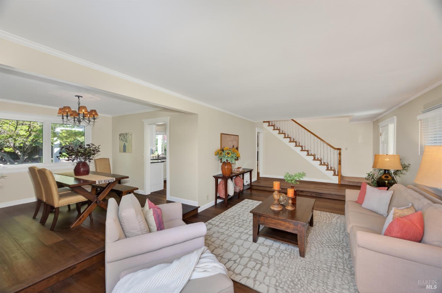 3932 Montrose Street