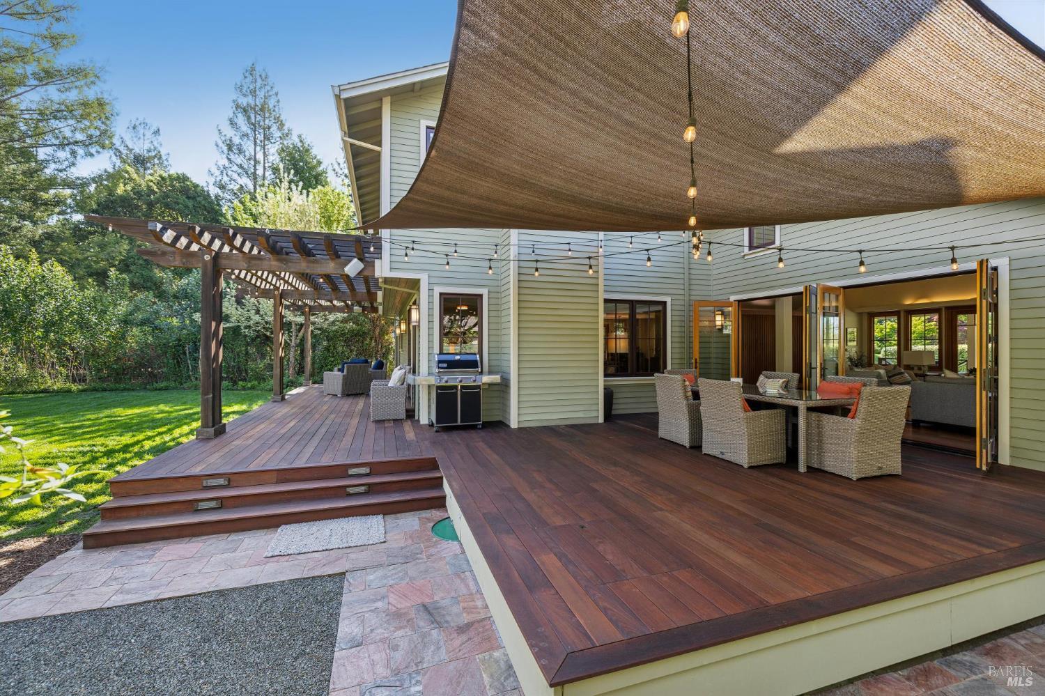 1830 E Napa Street