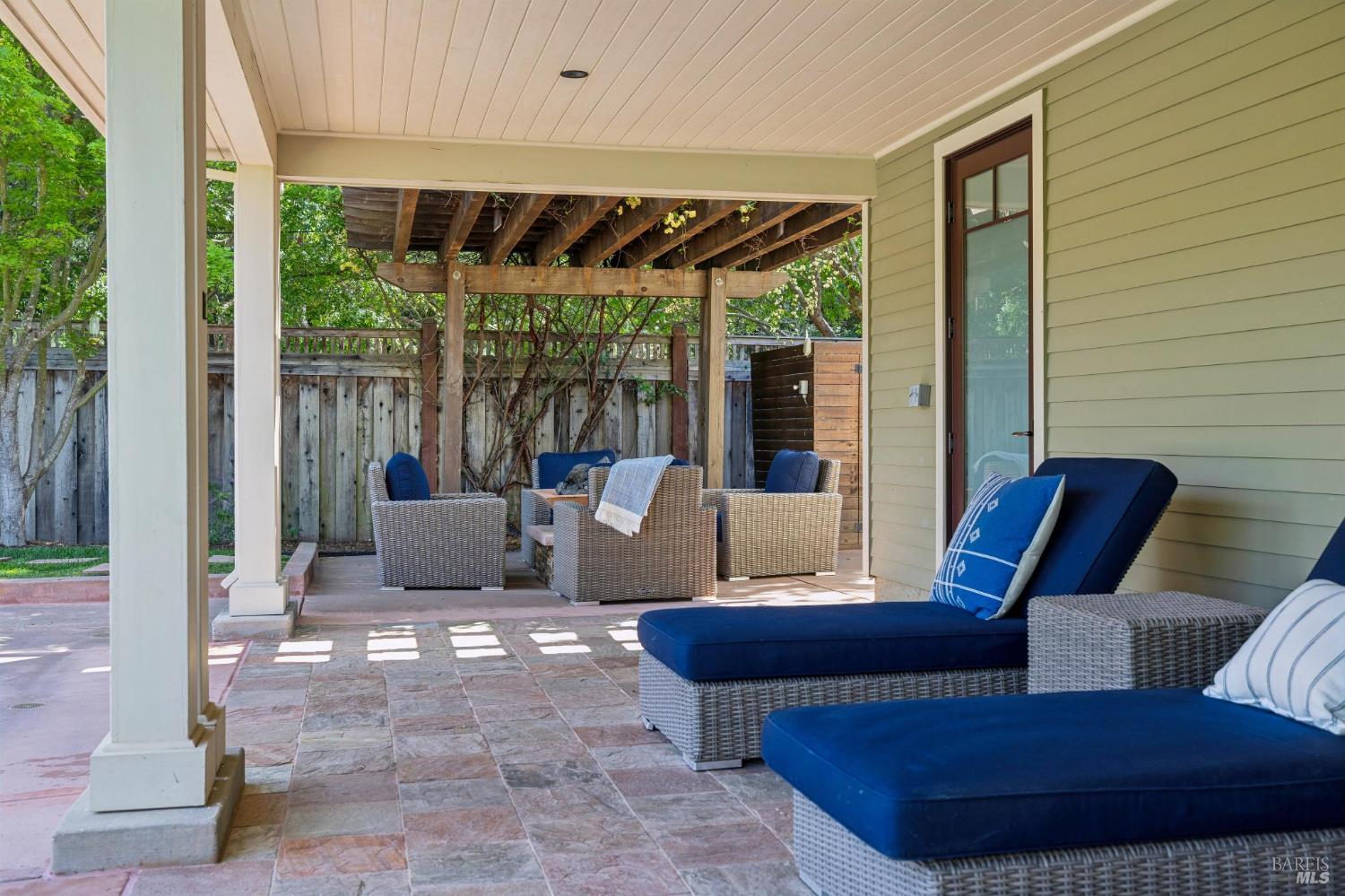 1830 E Napa Street