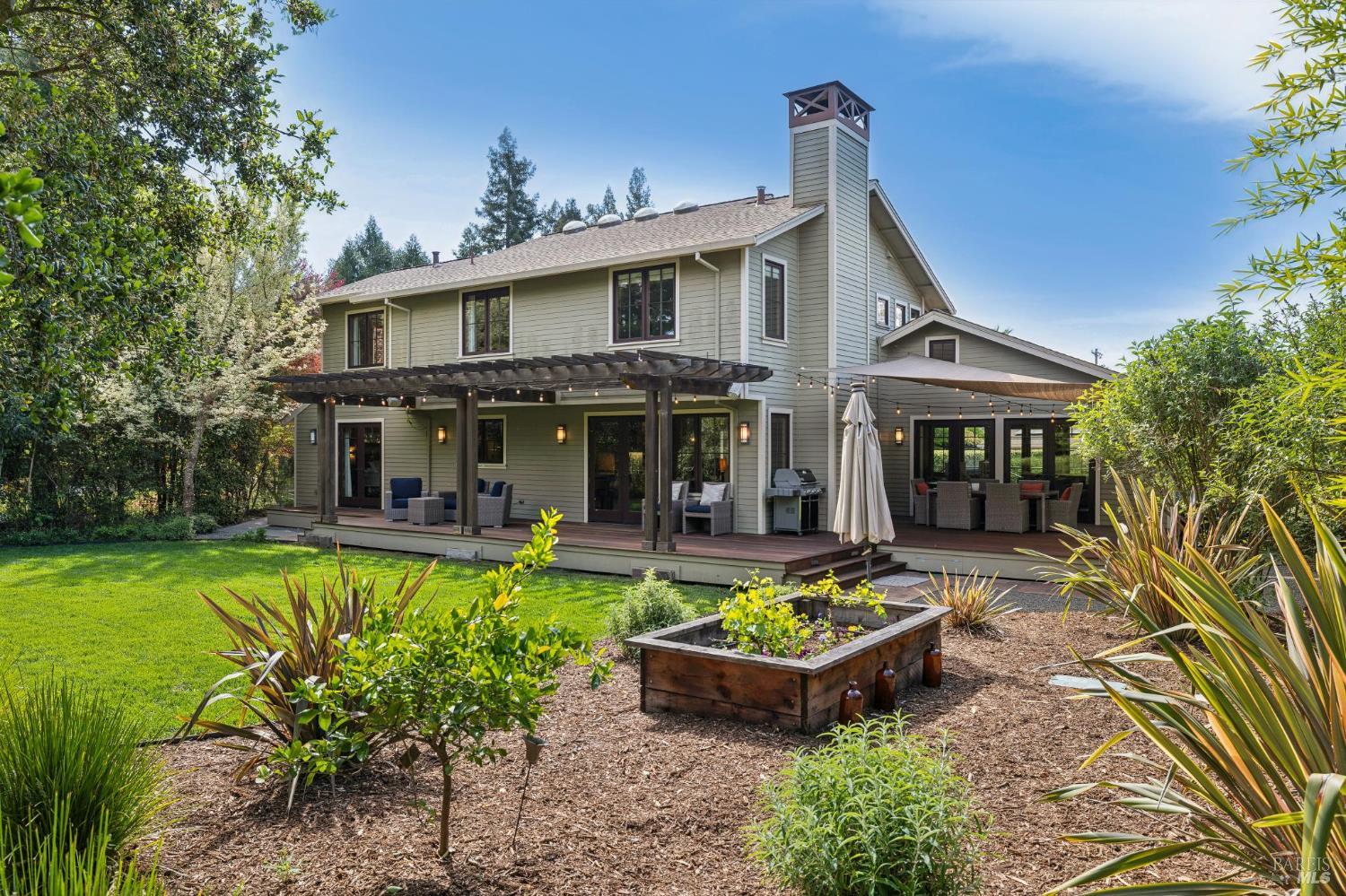 1830 E Napa Street