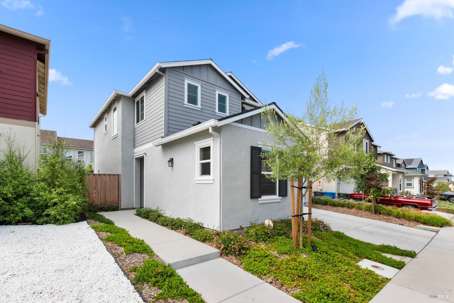 153 Frontier Street
