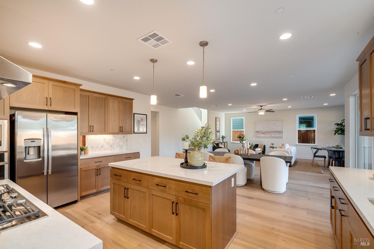 3521 Ruston Lane