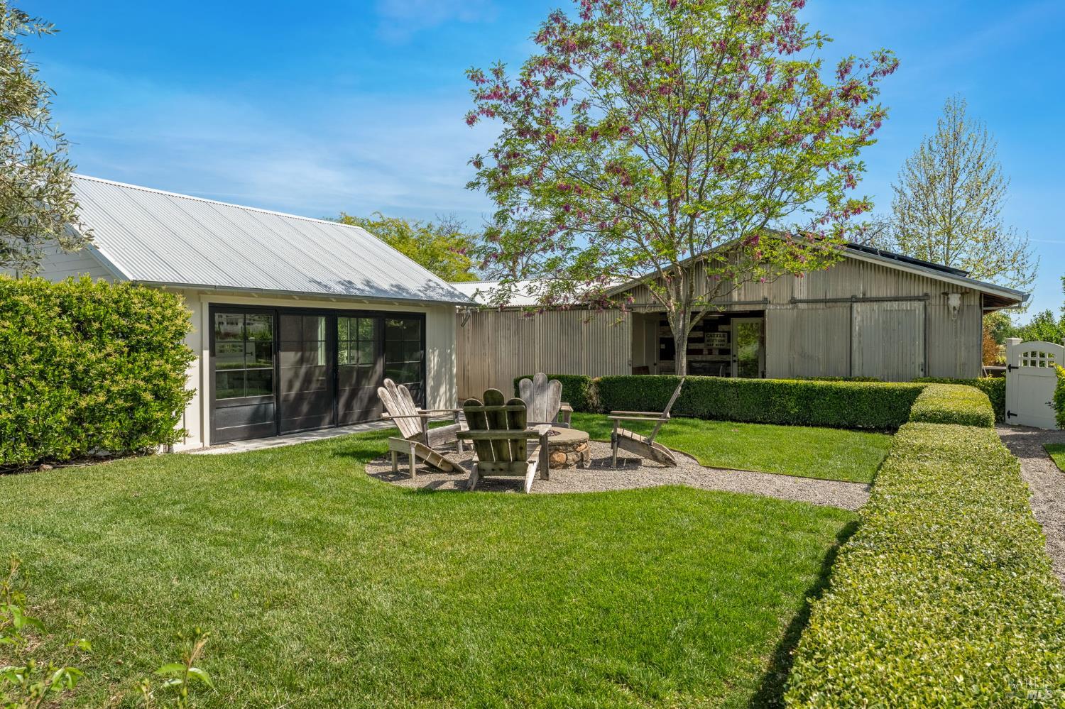 1181 York Lane