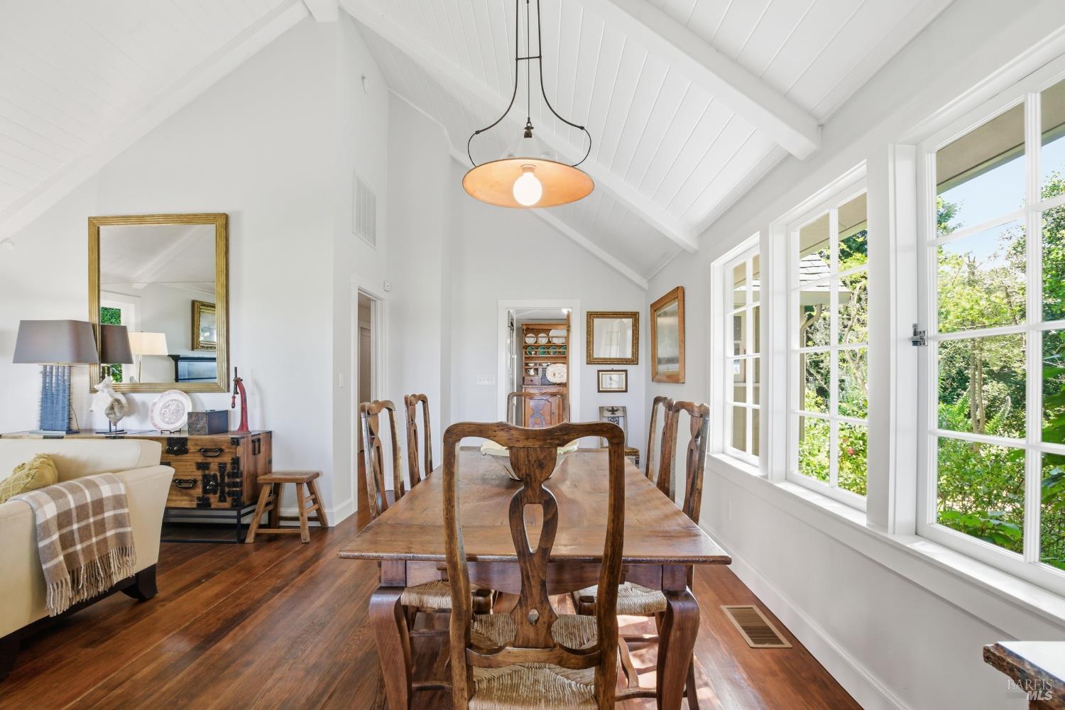 2072 Kirkland Avenue