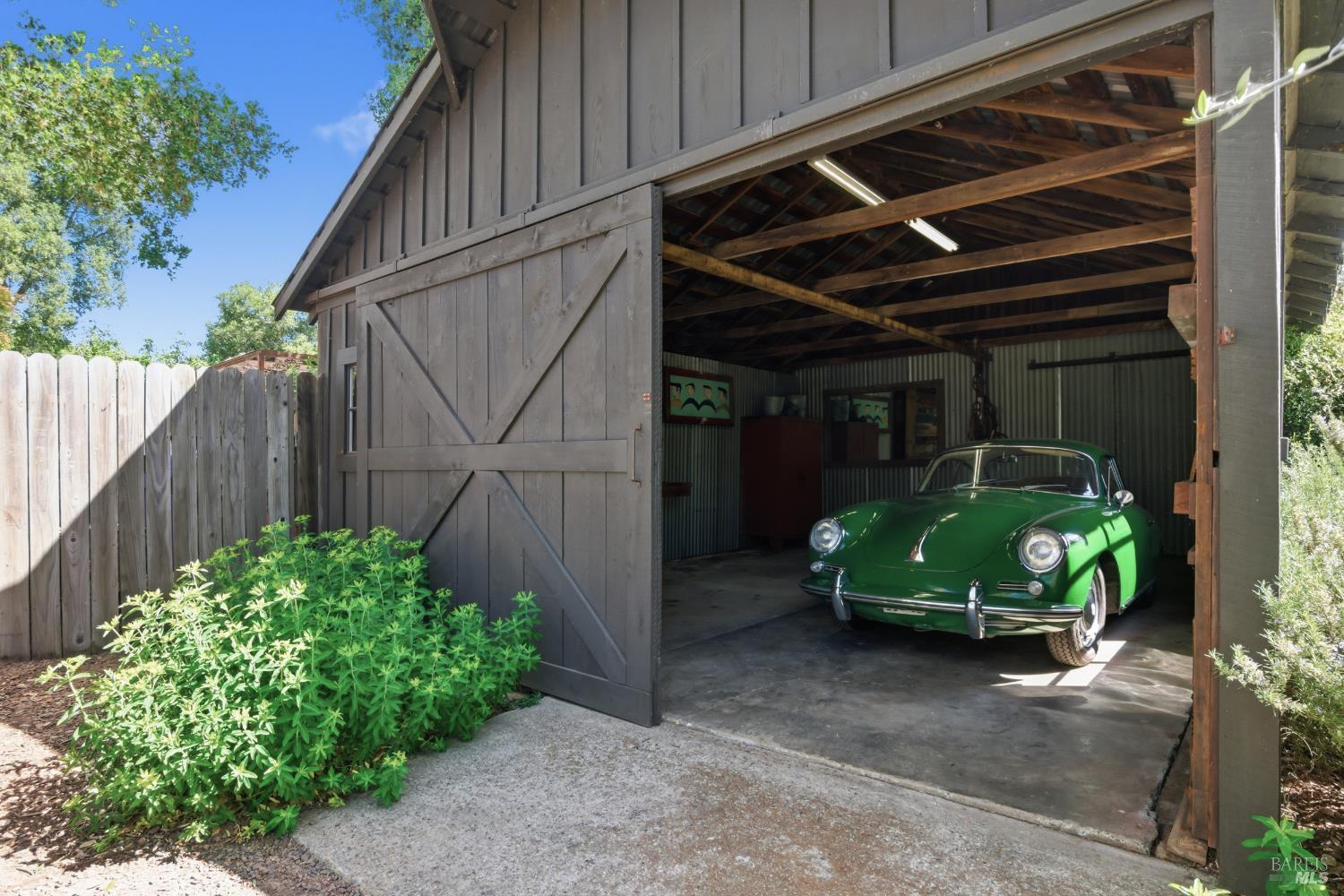 2072 Kirkland Avenue