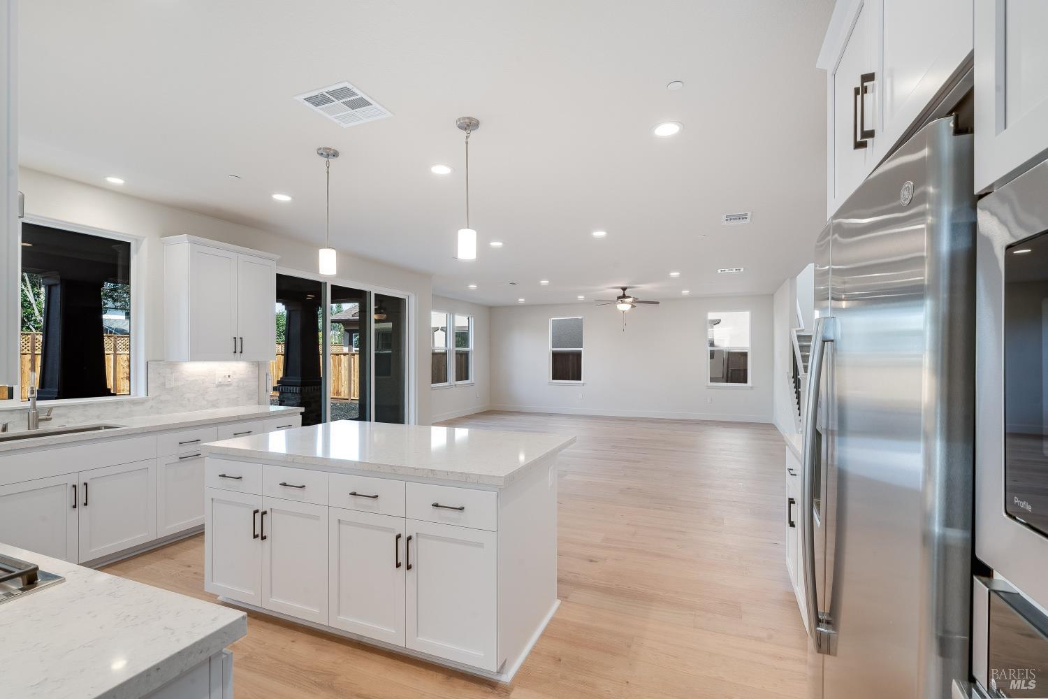 3461 Ruston Lane