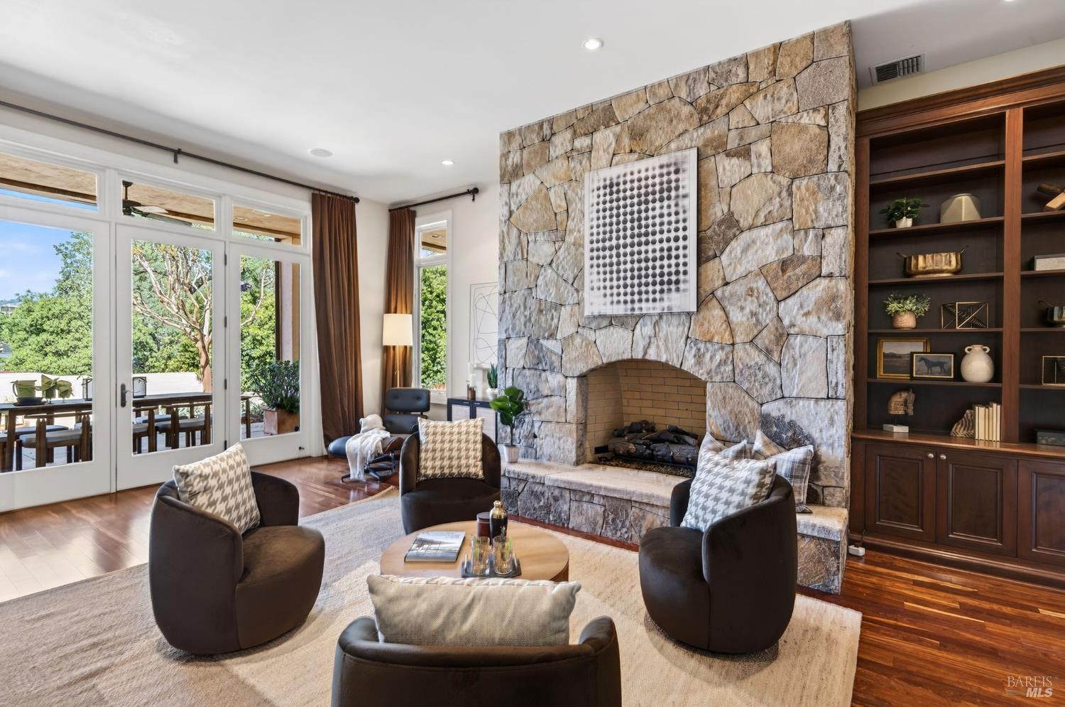 418 Saint Andrews Drive