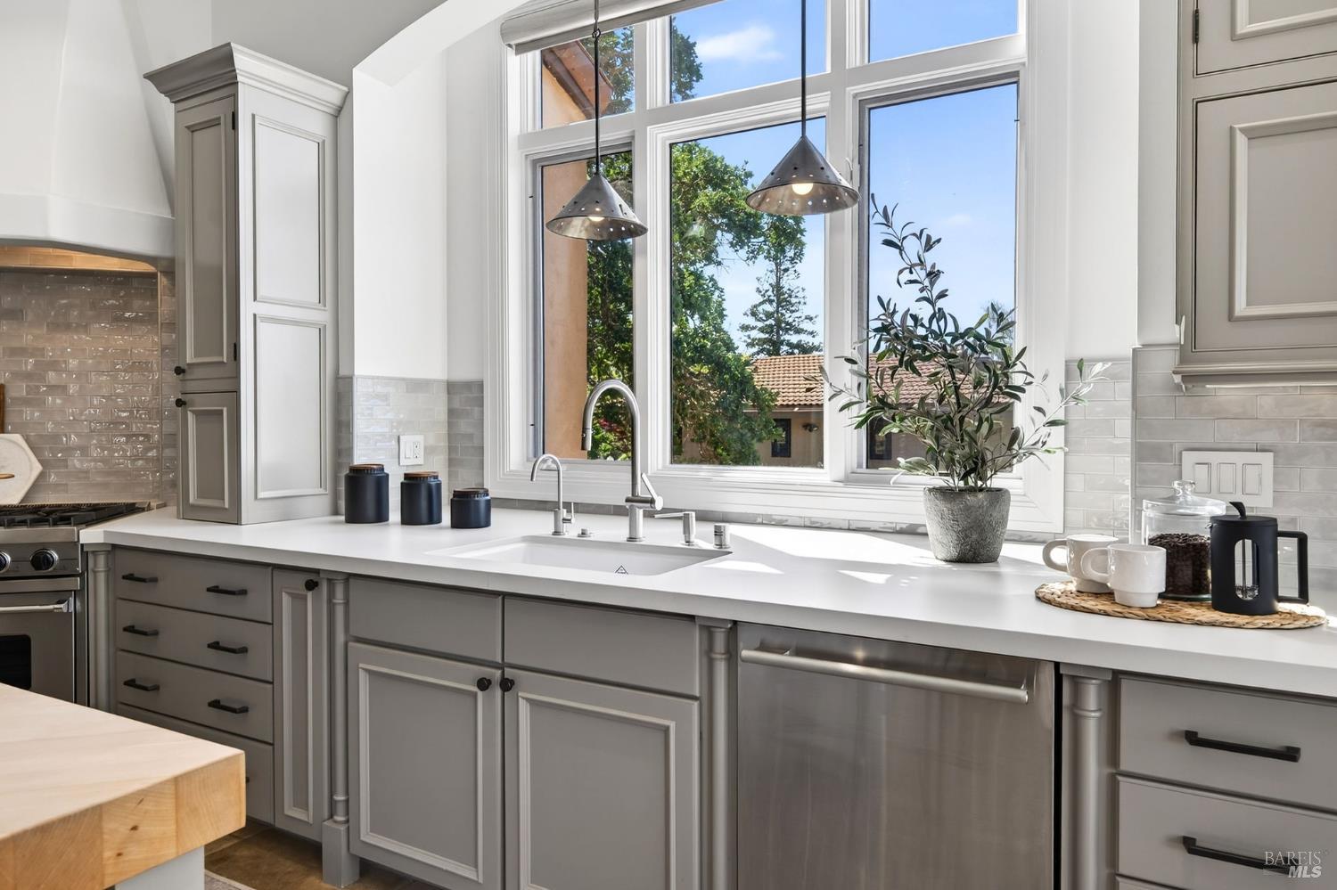 418 Saint Andrews Drive