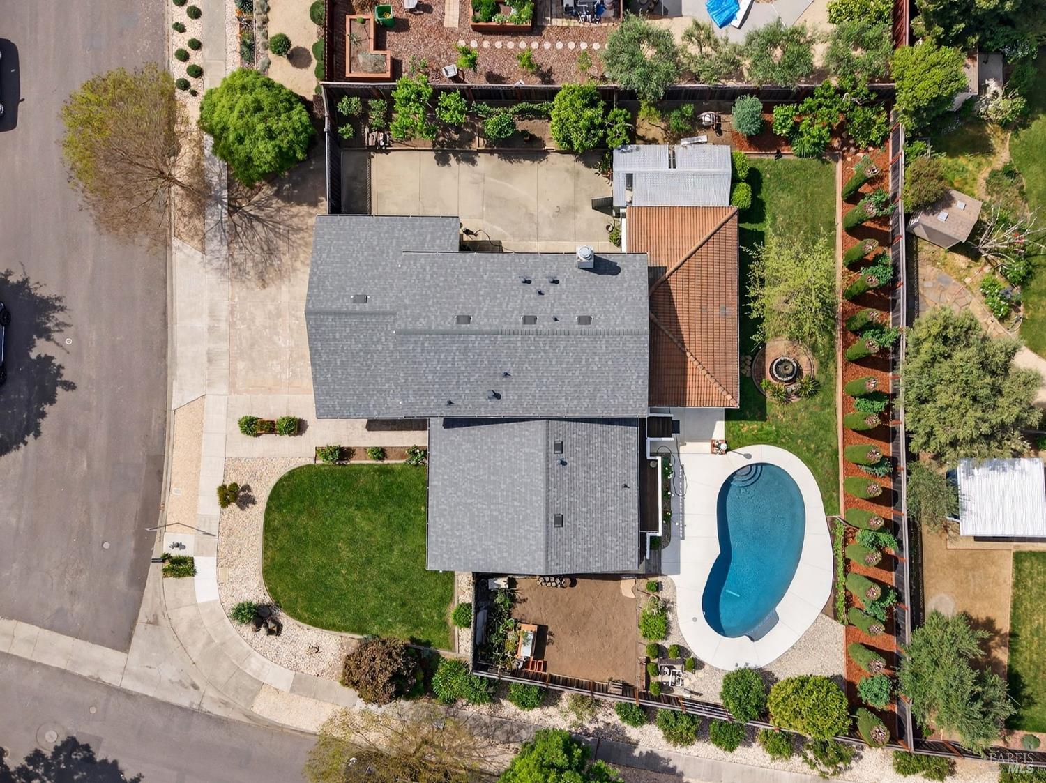 3406 Deerfield Court