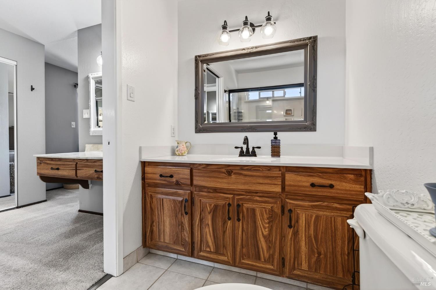 3406 Deerfield Court