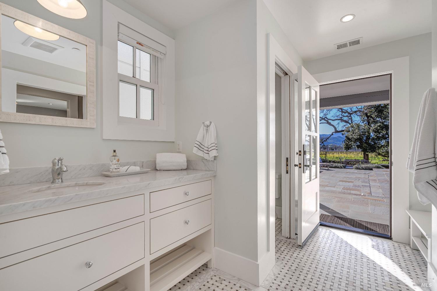 5310 Silverado Trail