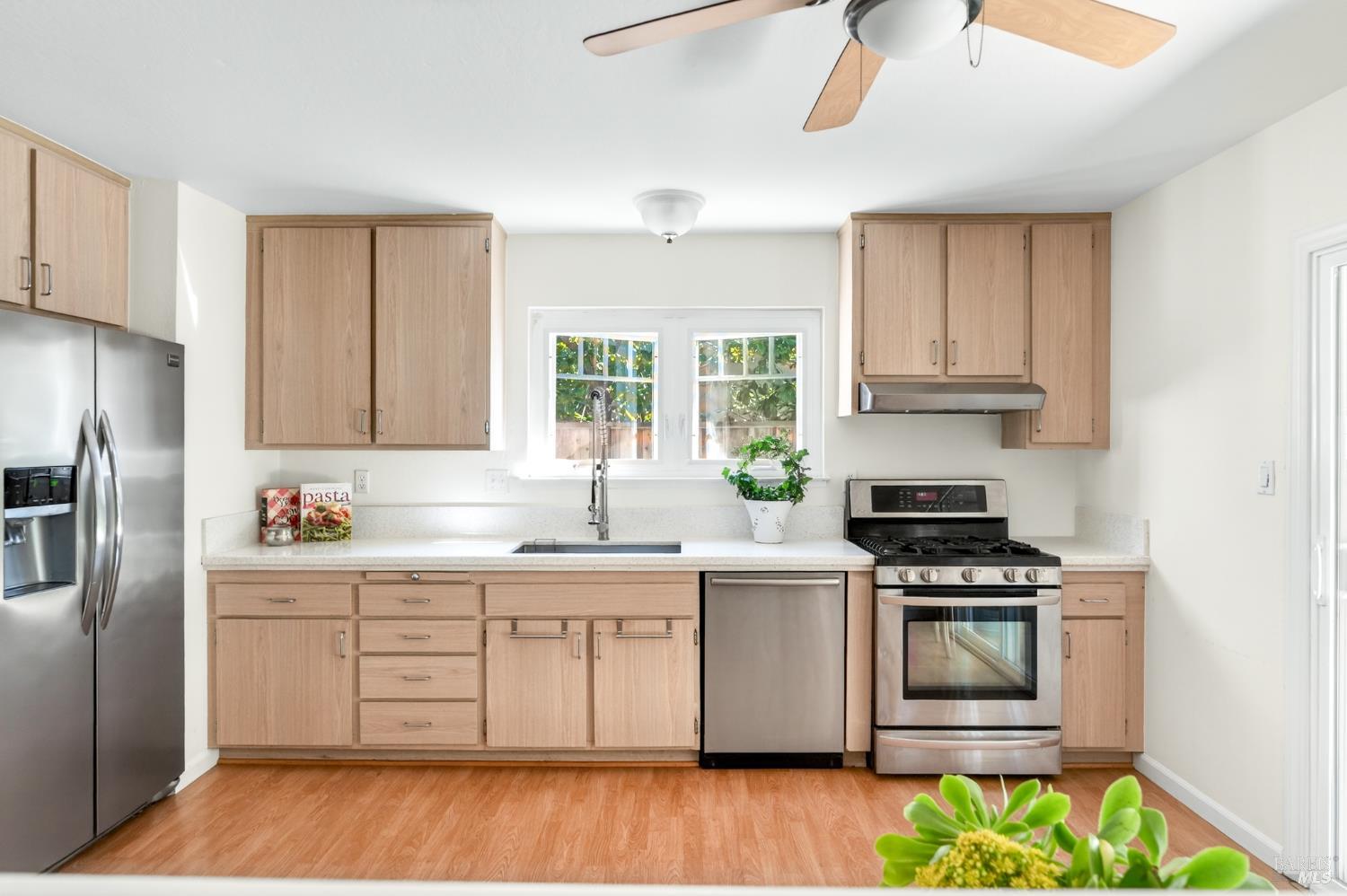 3541 Twin Oaks Drive