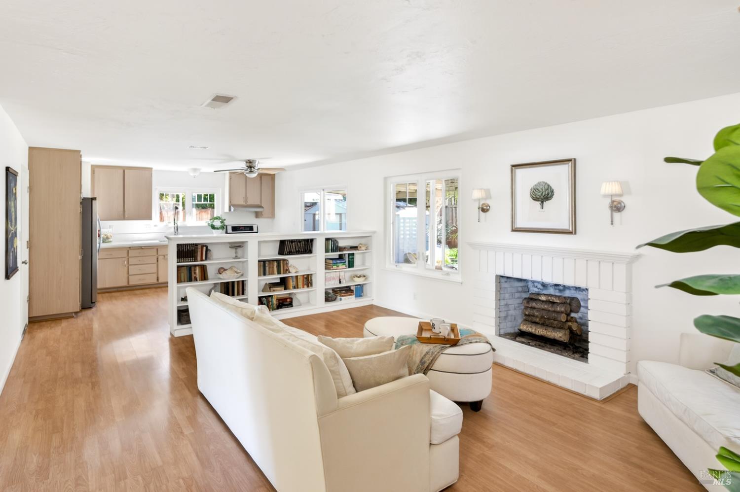 3541 Twin Oaks Drive