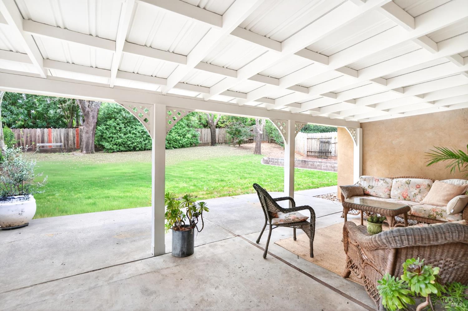 3541 Twin Oaks Drive