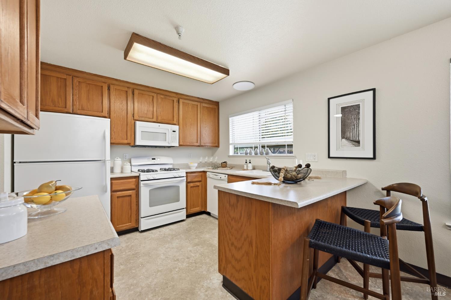 786 William Court