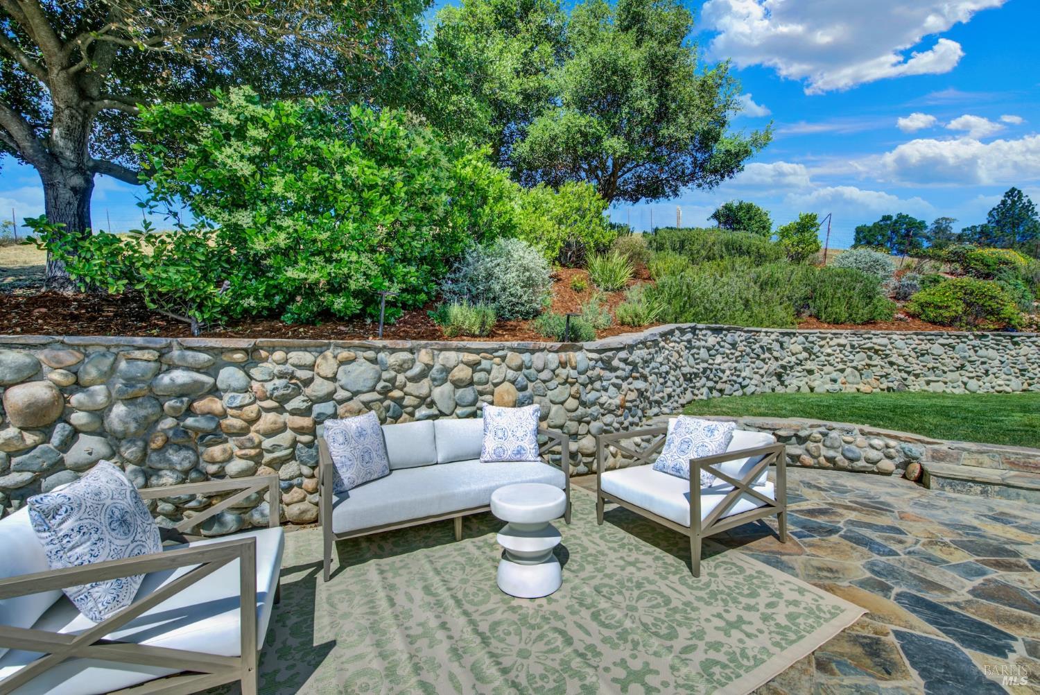 1064 Stonebridge Drive