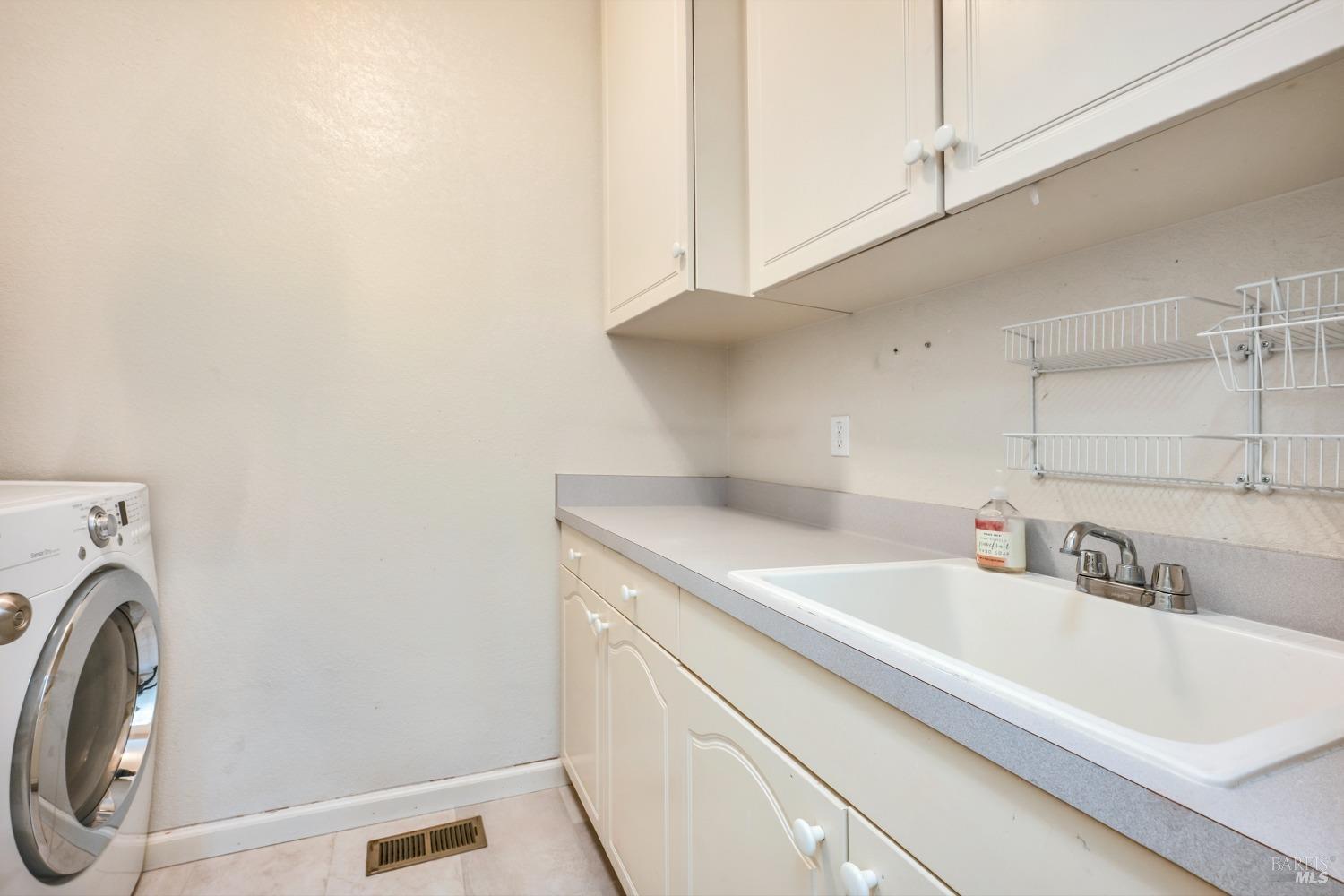1508 Ronne Drive
