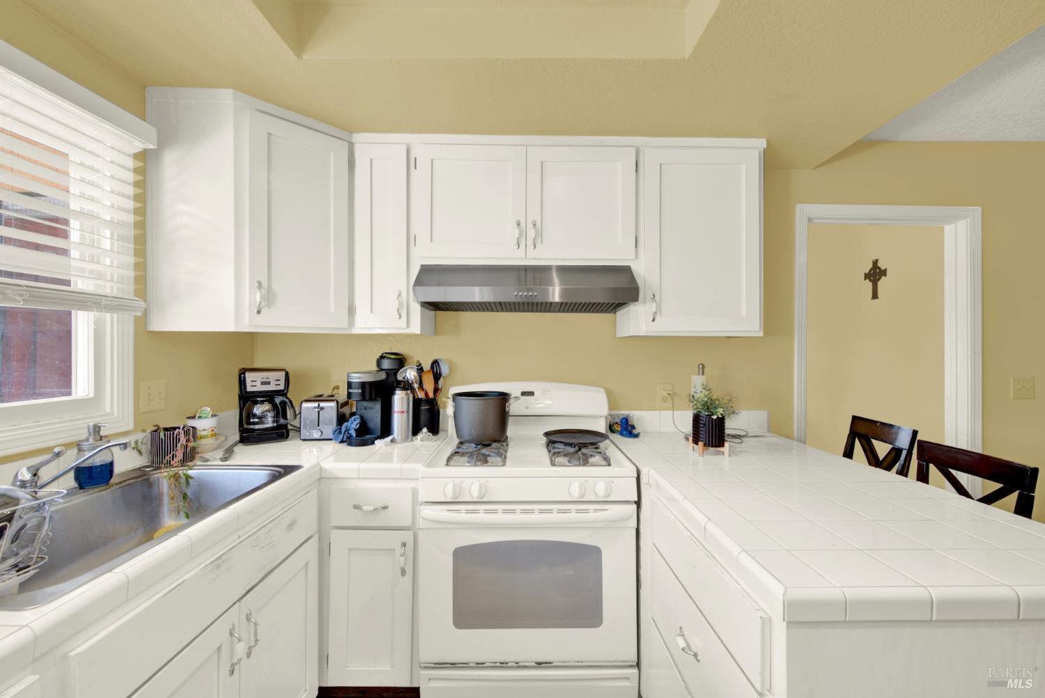 682 Maplewood Avenue