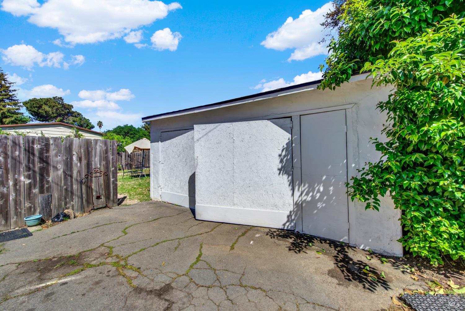 682 Maplewood Avenue