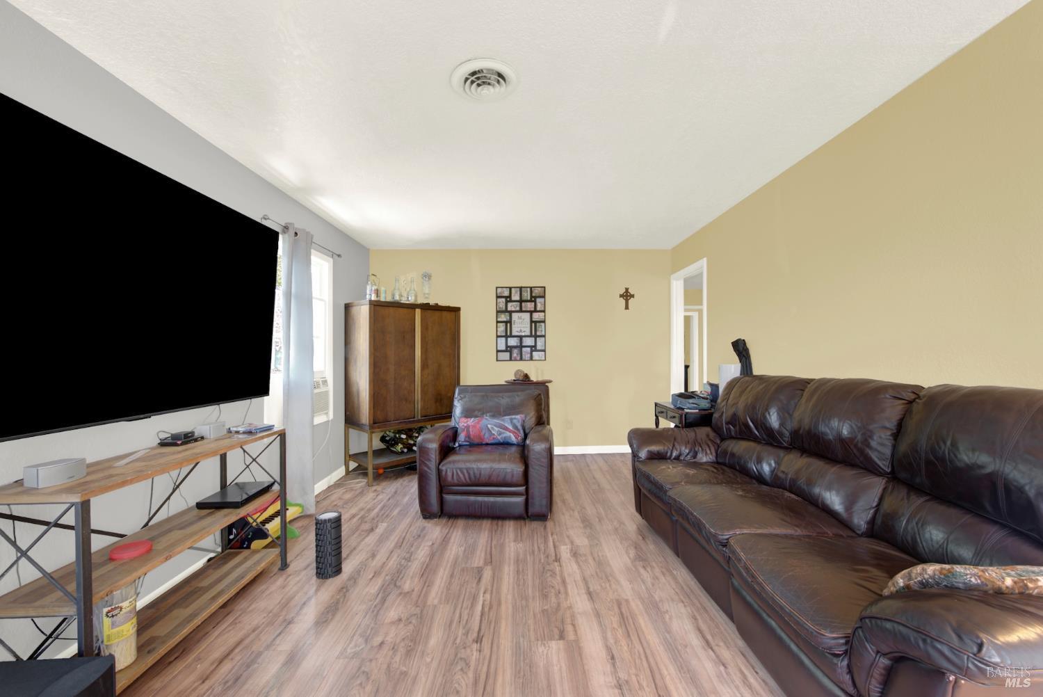 682 Maplewood Avenue