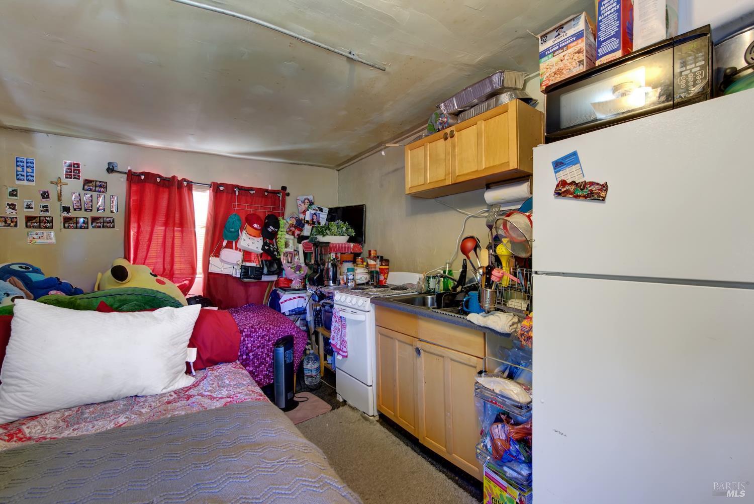 682 Maplewood Avenue