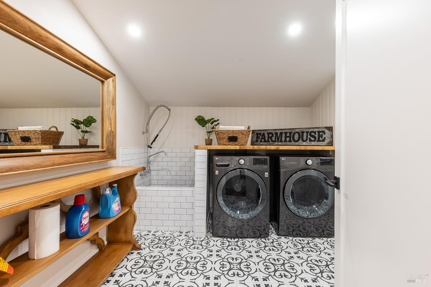 3000 Silverado Trail