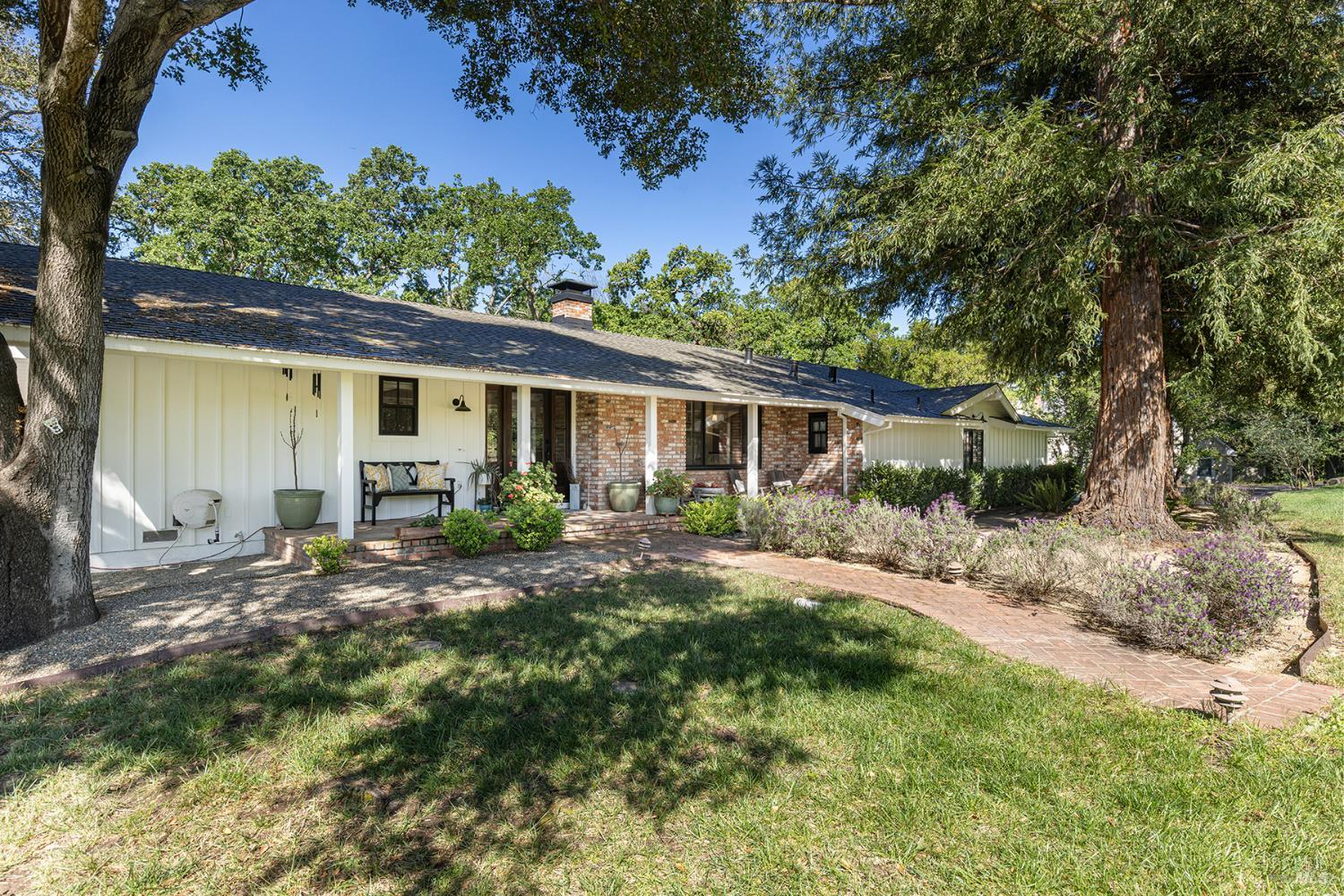 3000 Silverado Trail