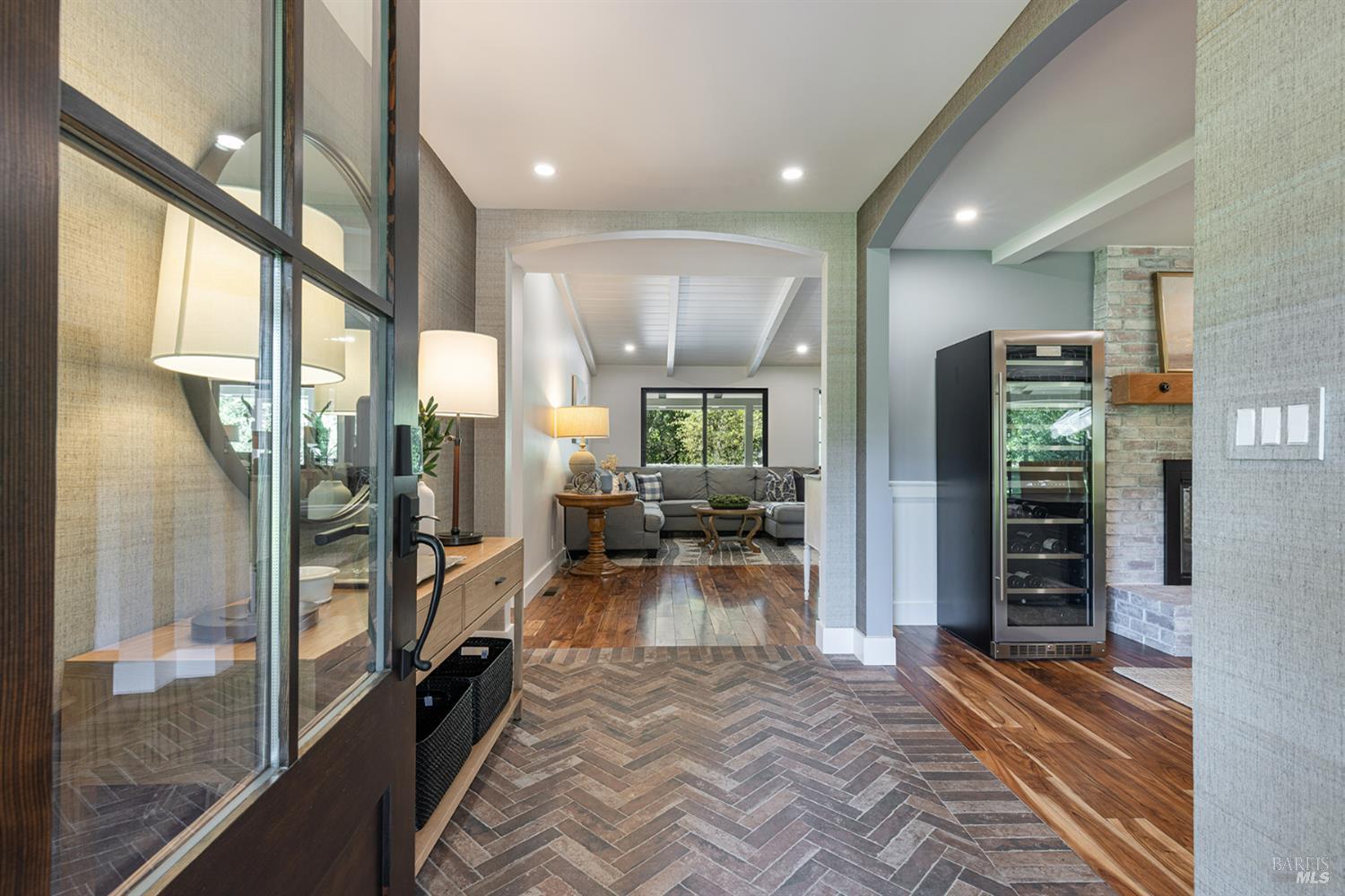 3000 Silverado Trail