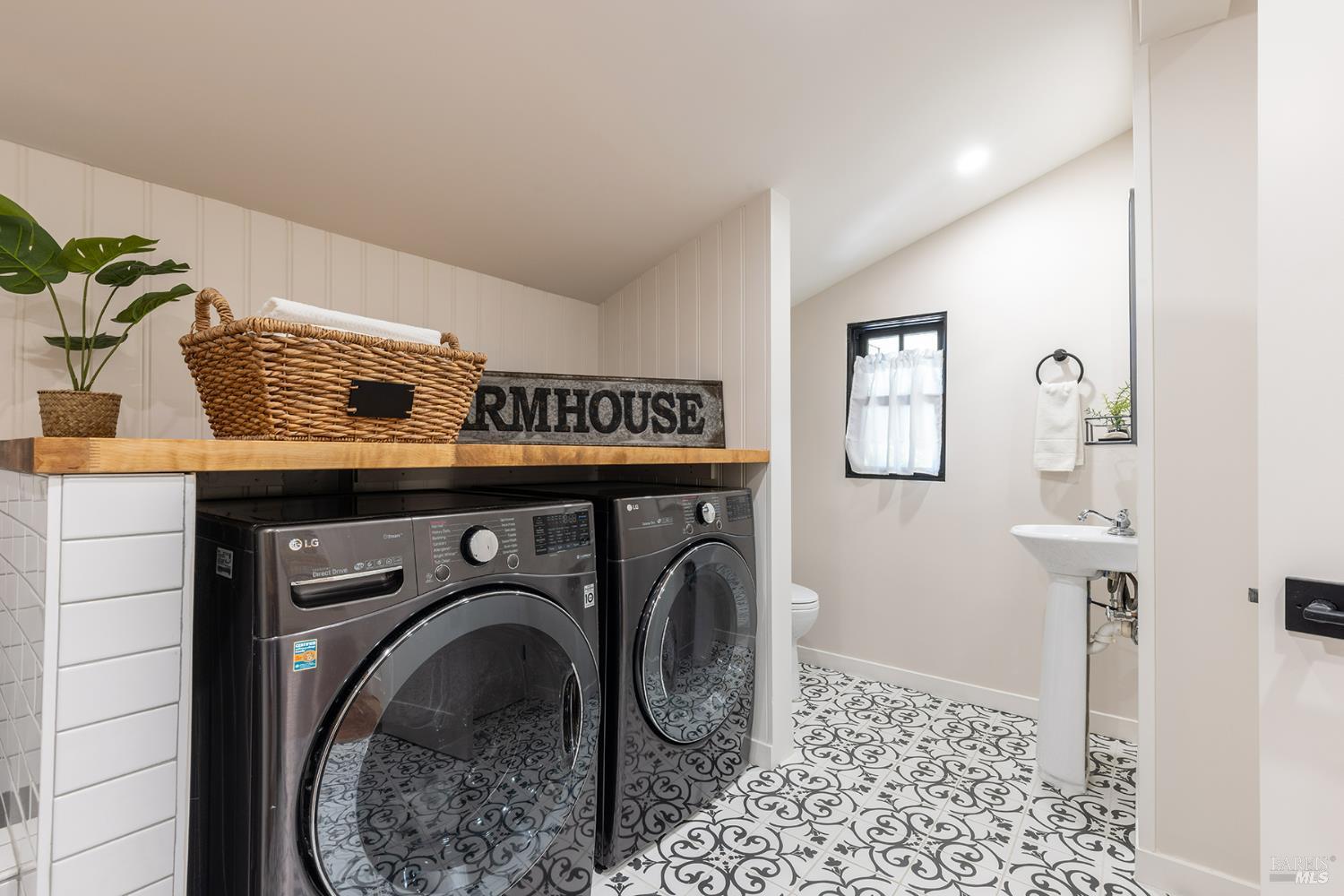 3000 Silverado Trail